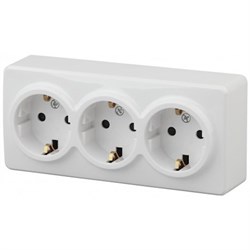 11-2208-01 ЭРА Розетка 3х2P+E Schuko,16АХ-250В, ОУ, Эра Эксперт, белый (трехместная с заземлением) - фото 27996
