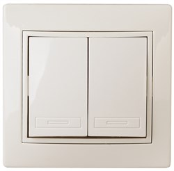 1-104-02 Intro Выключатель двойной, 10А-250В, IP20, СУ, Plano, сл.кость (10/200/2400) Под заказ - фото 34201